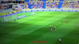 El gesto deportivo de Griezmann en la lesión de Michel | Las Palmas - Atlético de Madrid | #Respect